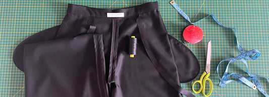 Tonya Lobato, slimline pants in wool gabardine, super 130s, a view of the inner construction, by Tonya Lobato